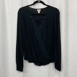 Mossimo Women’s Black Boho Lace Up Faux Wrap Top sz Medium NWT